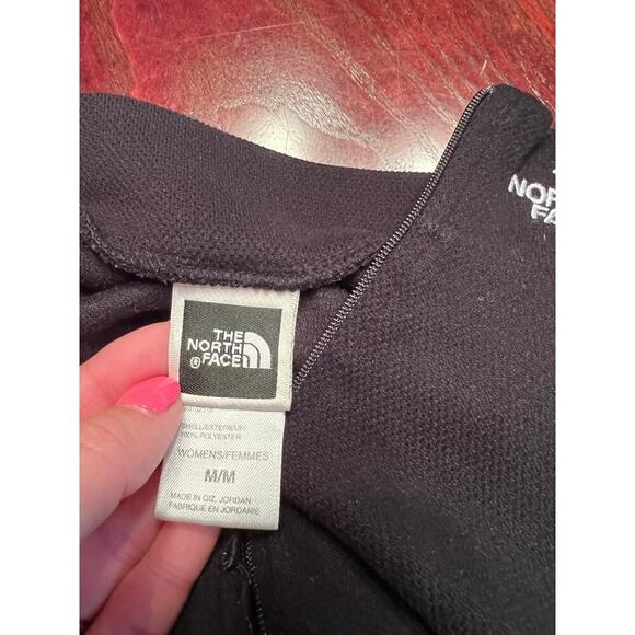 The North Face Black Quarter Zip - Picture 4 of 4